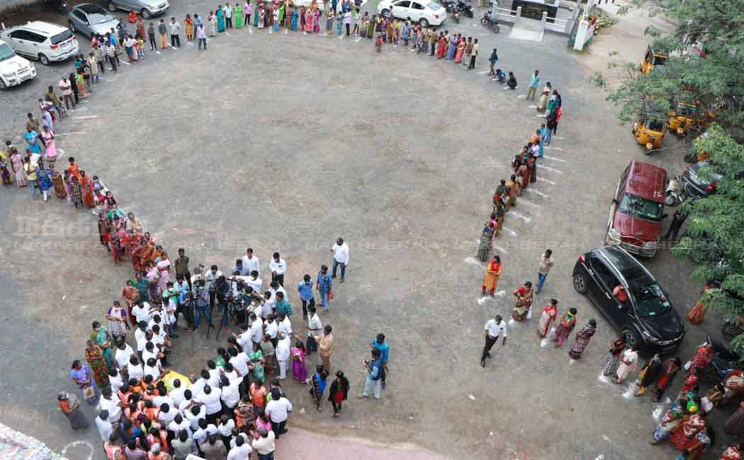 p.chidambaram's birthday celebration in sathyamoorthi bhavan