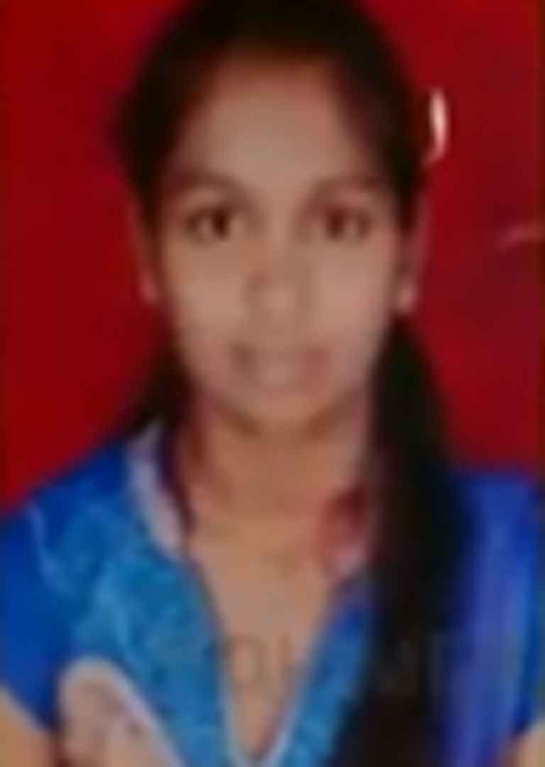 wife murdered by husband and put on bike in erode