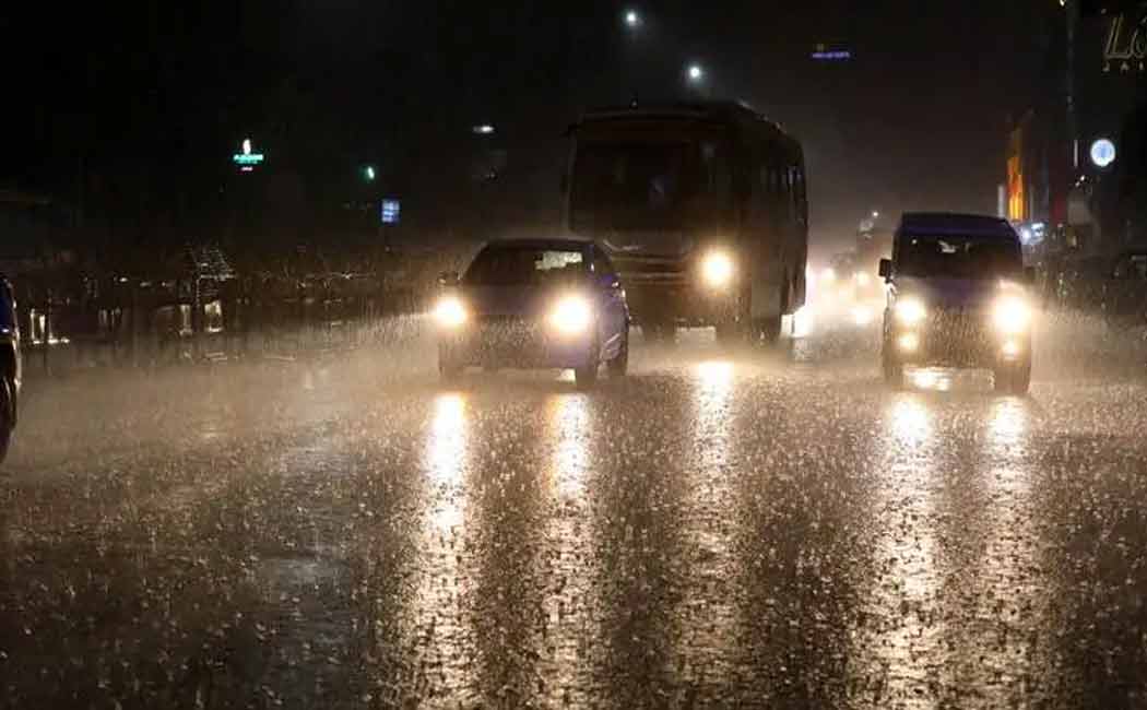 Rain in Chennai - Warning to fishermen