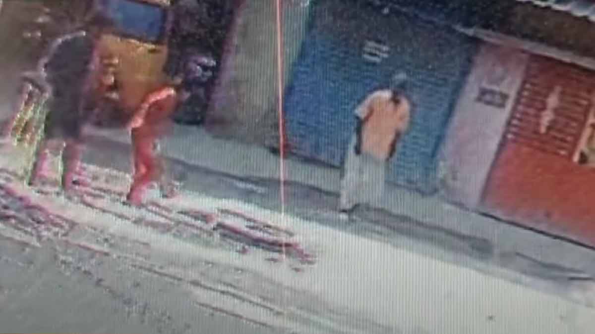 Boy falls into sewer; panic in amaithakarai