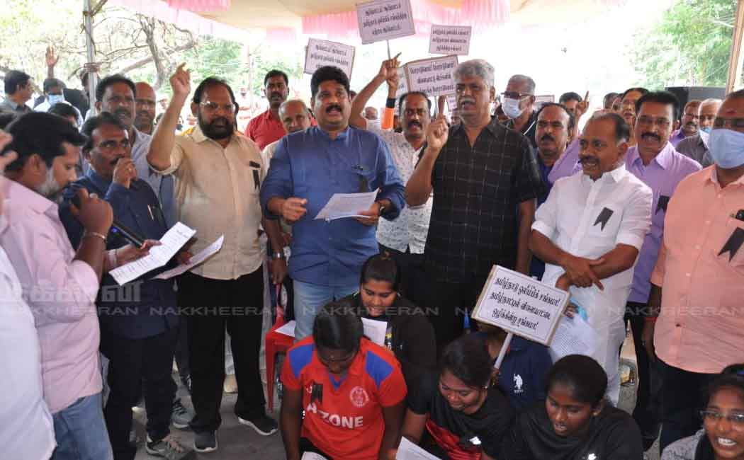 gautamasikamani staruuggle against taminadu olympic asssociation