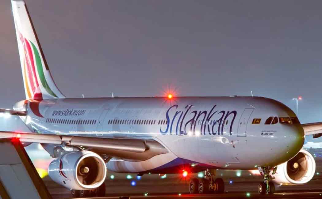 Pilot who saved the lives of 120 passengers
