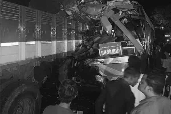 Bus truck head on collision 3 victims of tragedy