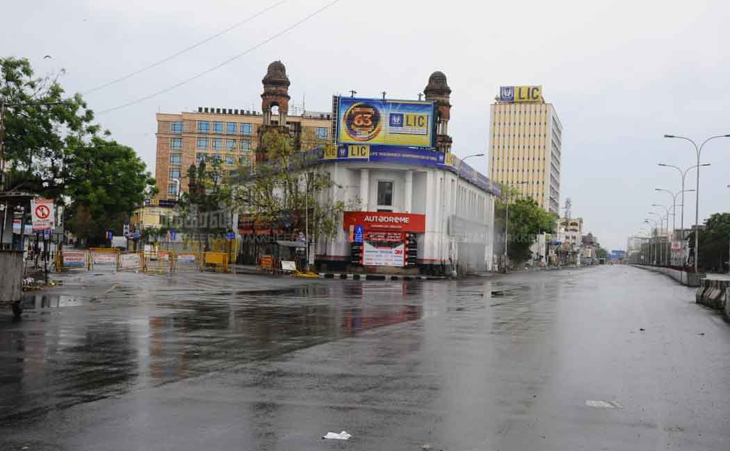 Empty roads in Chennai