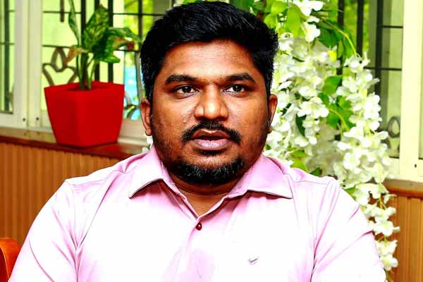 Court orders Collector to On what basis do you allow the Manamakil Mandam to be held