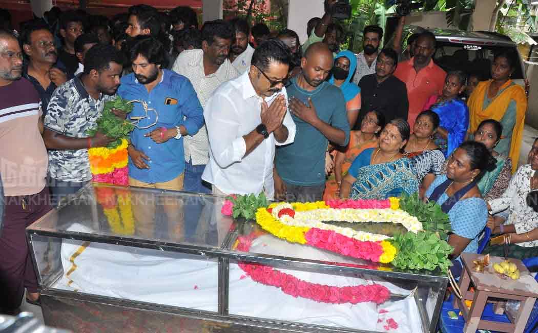 Actor and Director Marimuthu's Last Tribute (Pictures)