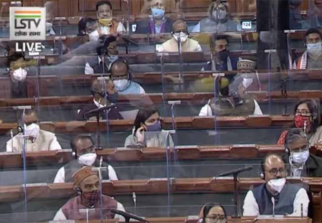 674 lions only there in india says, union minister at lok sabha