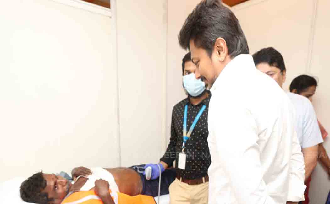 Medical Examination Camp for Sanitation Workers (Pictures)