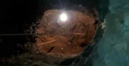 25 feet deep Pit in the middle of the house in Chennai...