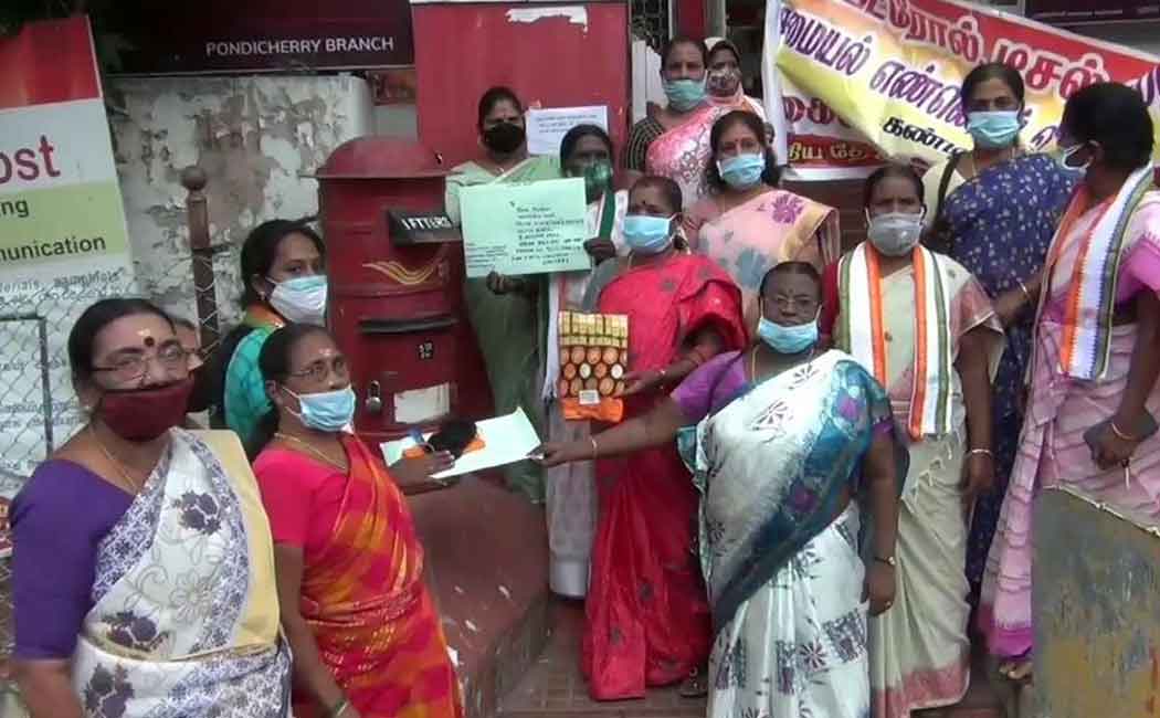 Women who sent sarees, bracelets, flowers to the Prime Minister