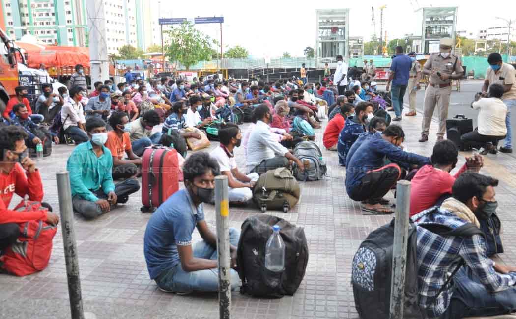 Migrant workers at Central Railway Station