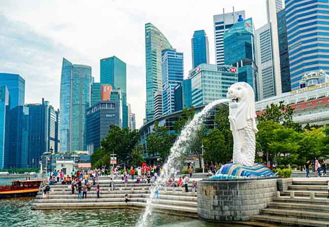 singapore government announced curfew extend till june 1th