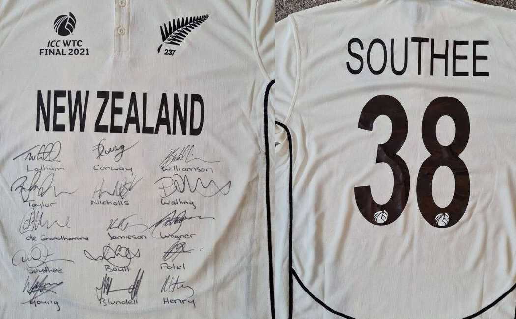 southee wtc shirt