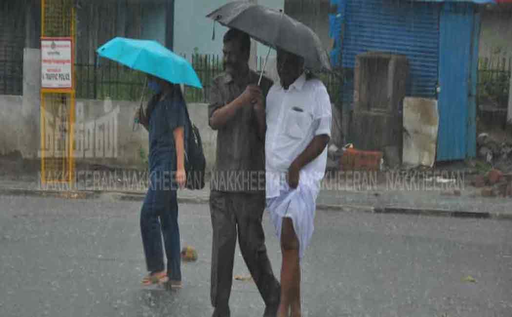 Chance of heavy rain in 15 districts of Tamil Nadu