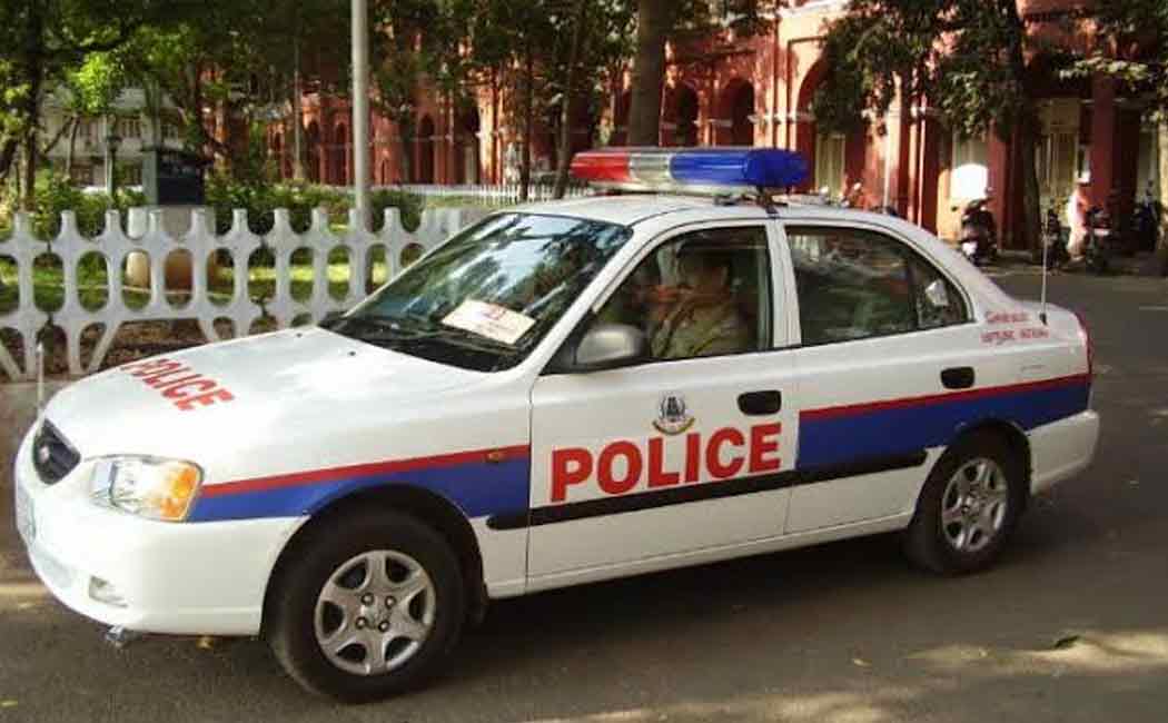 Special Assistant Police Inspector in a patrol vehicle ..!
