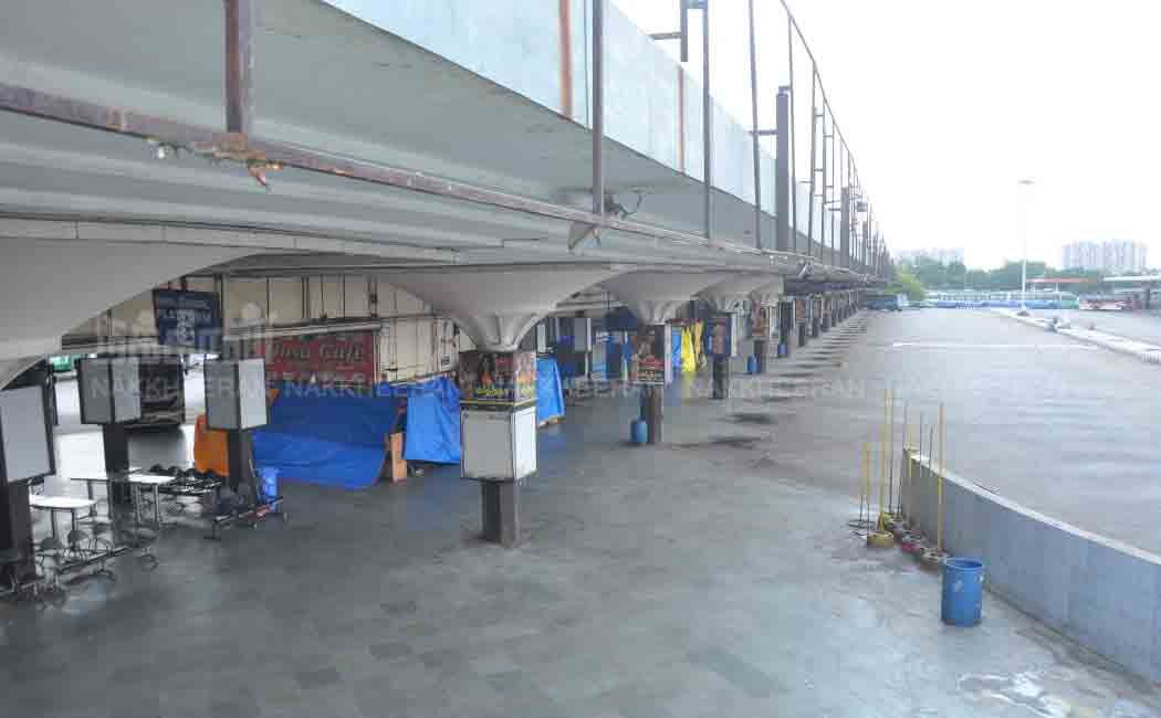 Sunday Lockdown CMBT Bus Depot pictuers