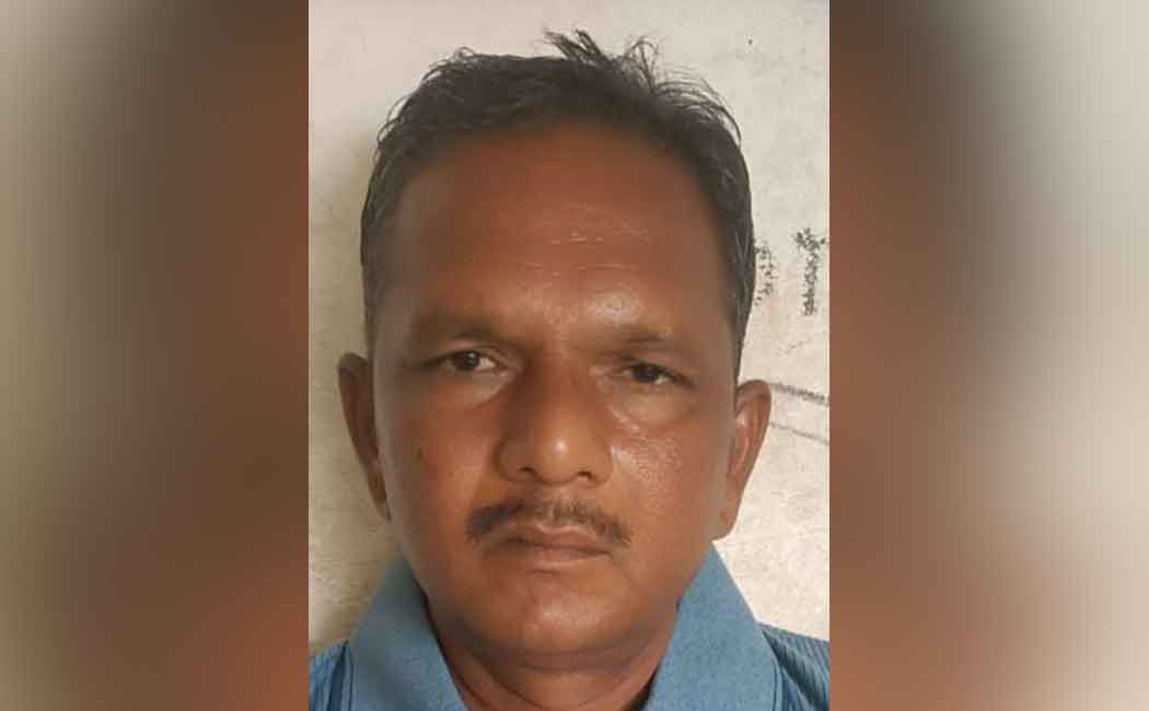 Village officer arrested for taking bribe!