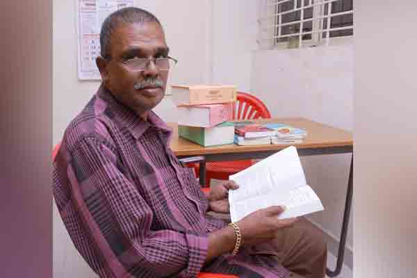 The morgue turned into a library! Congratulations to the Minister of Health!