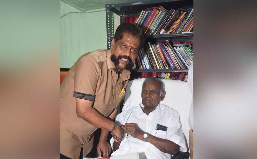 Comrade Nallakannu's 100th birthday; Nakkheeran family to wish them
