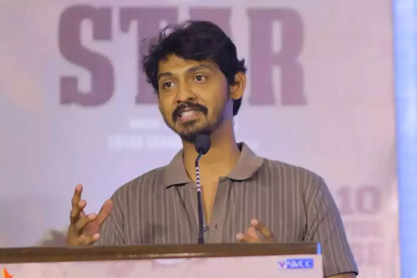 elan amotional experinence in theater from star movie
