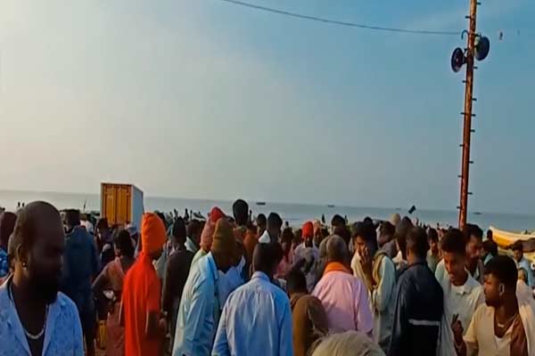 Sale of fish on Mattu Pongal day