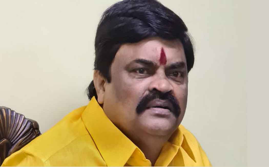 Judge condemns Rajendra Balaji's case