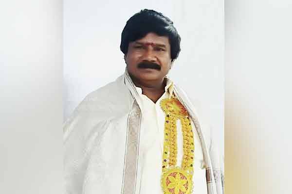DMK Supporter ulaganathan passes away in karur