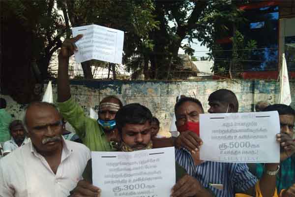 At the District Collector's Office, people with disabilities engaged in a waiting struggle.