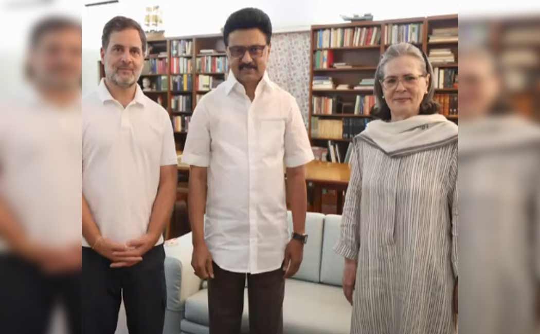 'Congress-ruled states should also join' - CM urges Sonia, Rahul