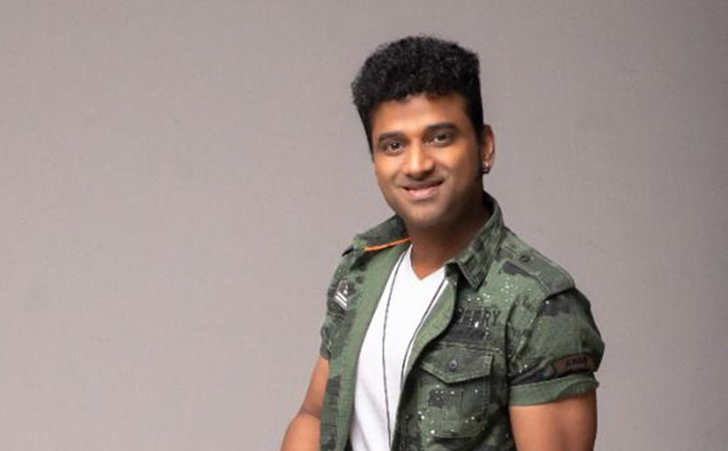 actress karate kalyani complained against music director devi sri prasad