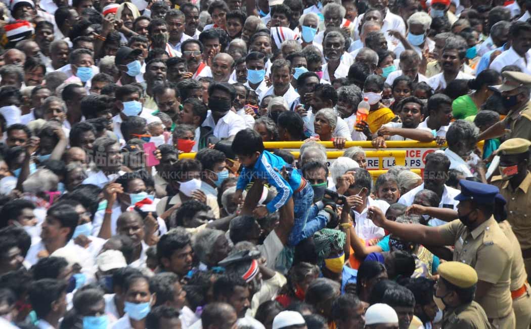 Jayalalithaa memorial opening ceremony crowded