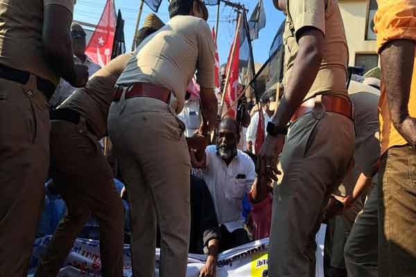 tamil nadu governor ravi black flag in chidambaram