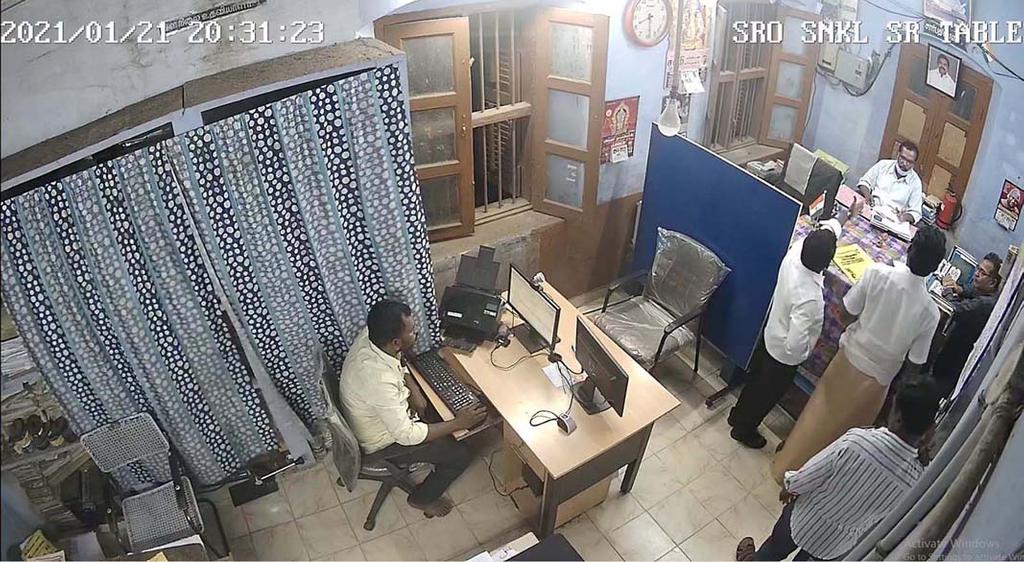 The CBI and the judge have demanded the registration of the forbidden land