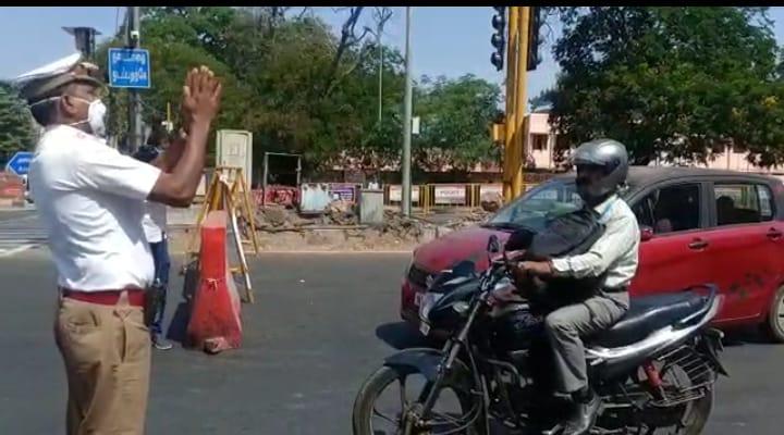tamilnadu curfew -police