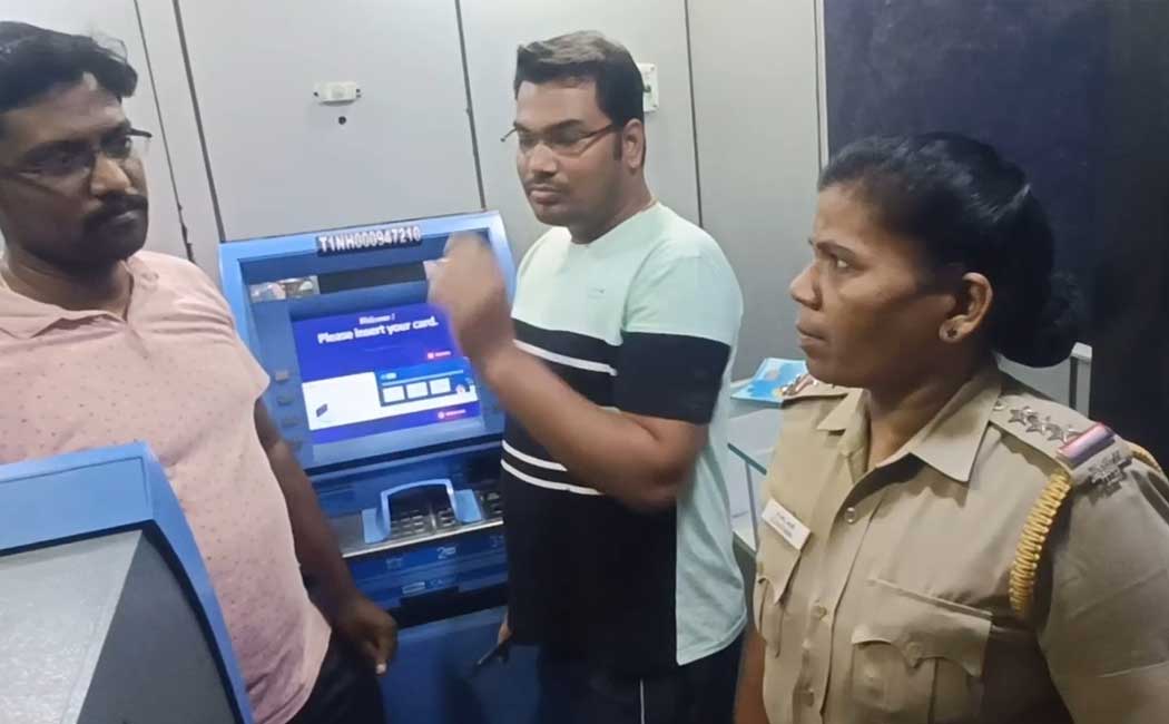 ATM that gives 3000 rupees if you withdraw 1000 rupees due to mechanical failure