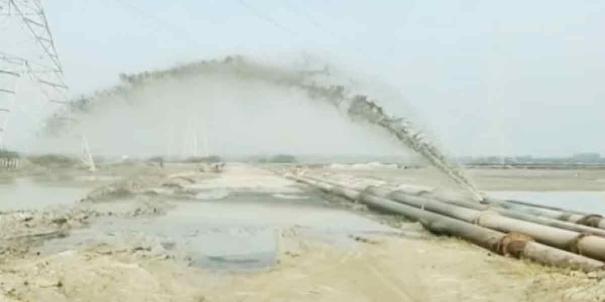 Giant pipe explodes and ash discharges ... People suffer!