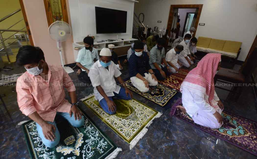 Corona spread; Islamists engaged in prayer at home