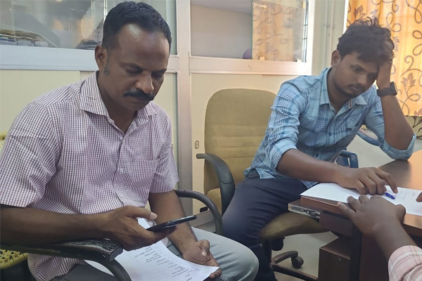 Sethpattu taluk revenue officer arrested for taking bribe