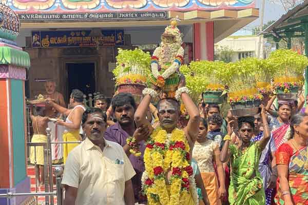 Mariamman festival in fifty places at the same time in one town in dindugal