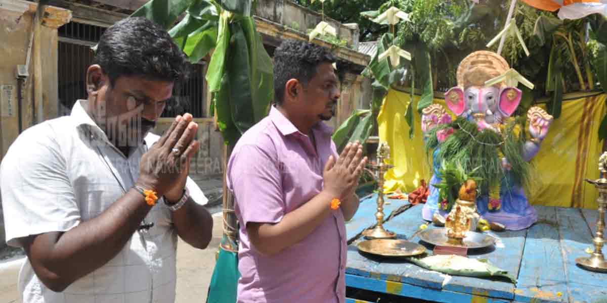 Ganesha statue in defiance of orders (Pictures)