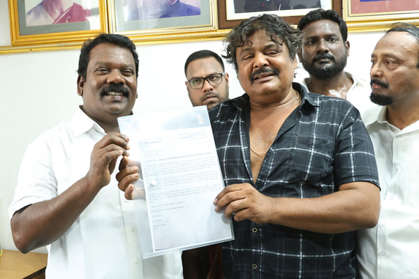mansoor ali khan willing to join congress
