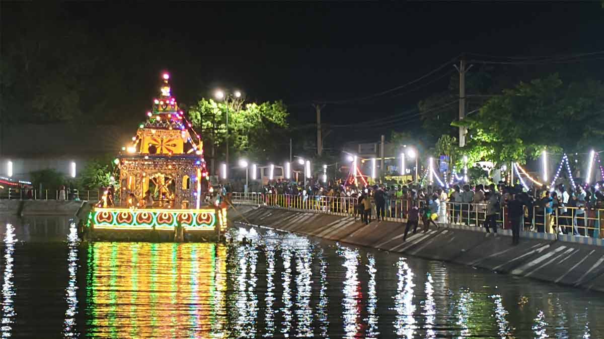 Thousands of people participate in the Theppa Utsavam at Chidambaram temple