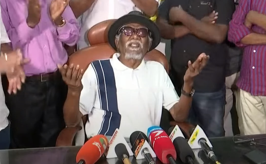 bharathiraja about muthal mariyaathai movie re release and sivaji