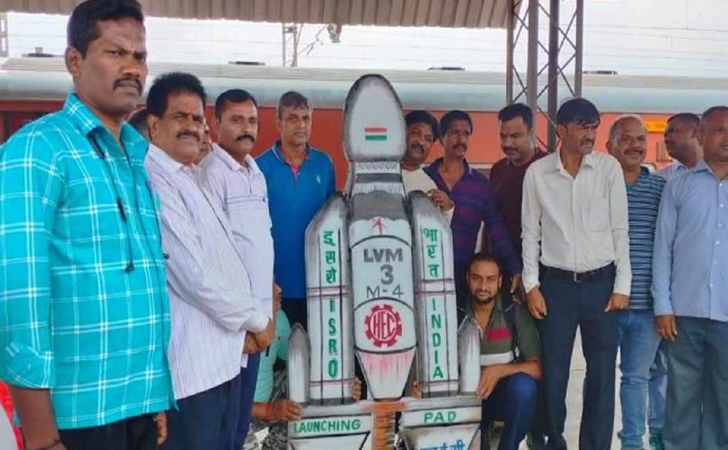 Employees of Heavy Engineering Corporation were not paid