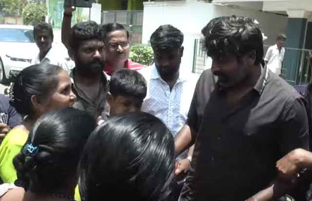 vijay sethupathi with kids