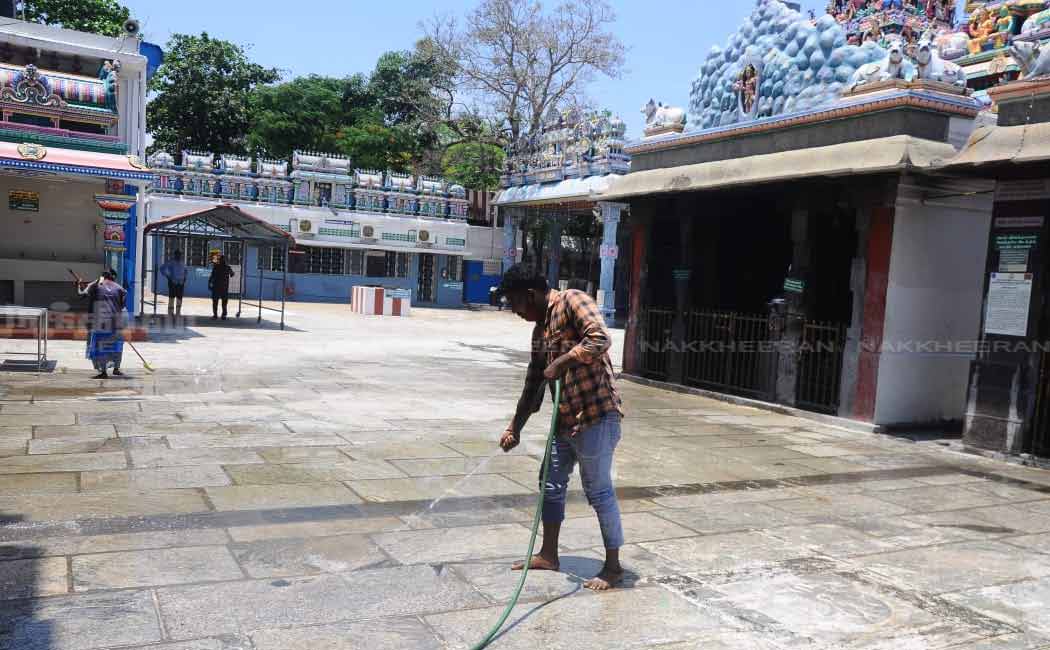 Kabaliswarar Temple getting ready to open…