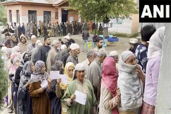 Lok Sabha elections; Phase 4 Voting Begins