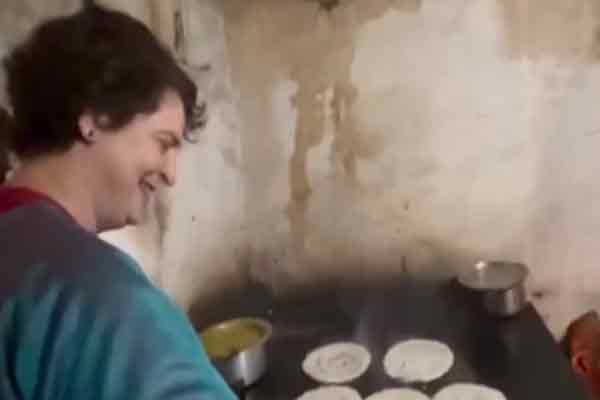 priyanka gandhi mysore dosa making viral video