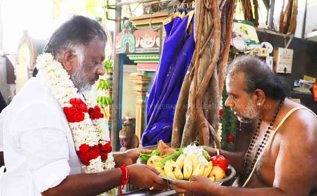 OPS who had darshan at the natural Ganesha temple