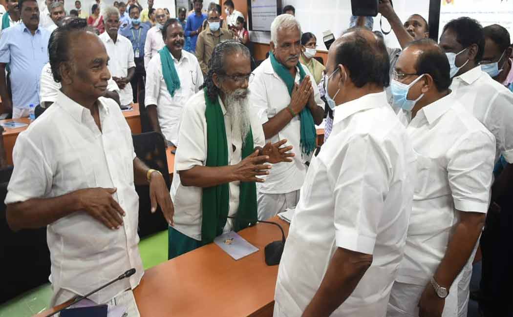 ministers meet with agriculture representatives